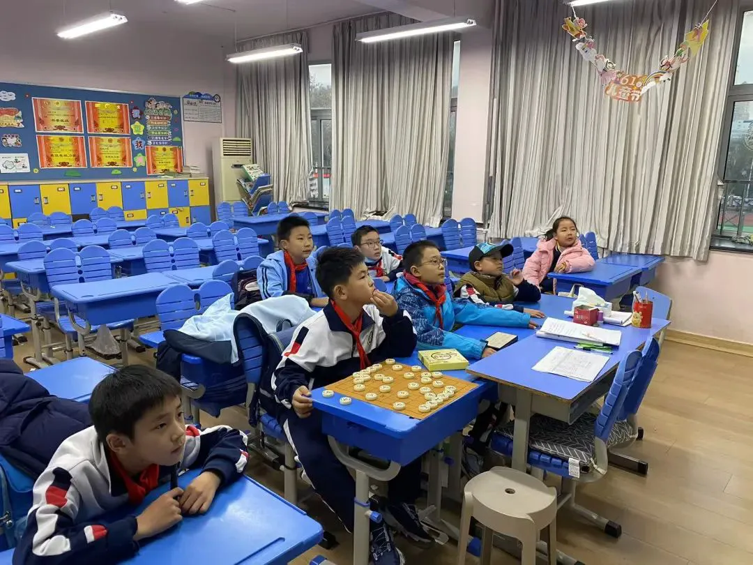 如何通过篮球训练和心理辅导提升自信_0